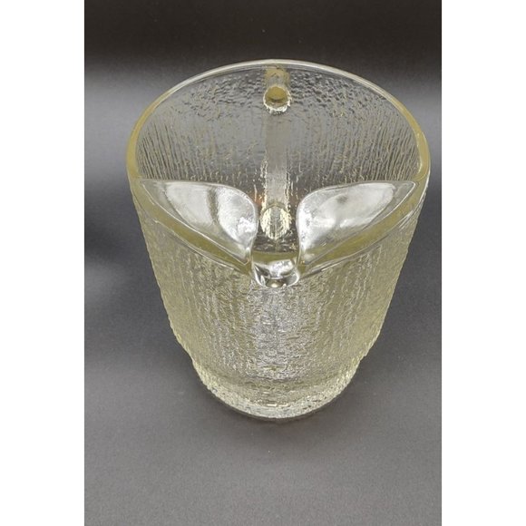 Indiana Glass Pitcher Crystal Ice Pattern 64 Ounces  7.5 Inches - Picture 3 of 8